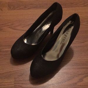 Kiss and Tell heels